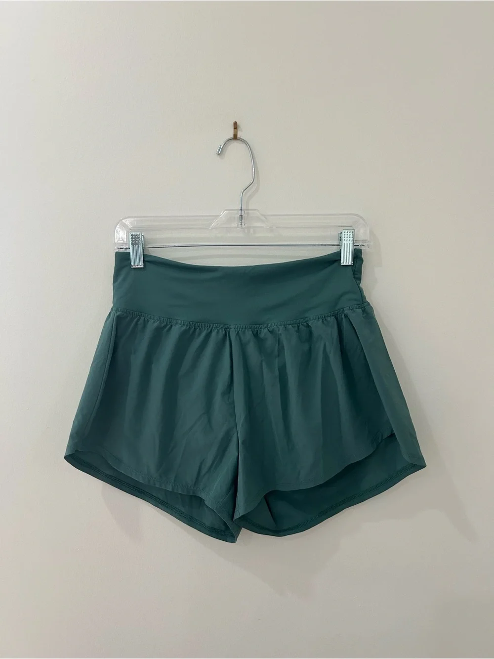 DSG Women's Medium Athletic Shorts in Teal Green